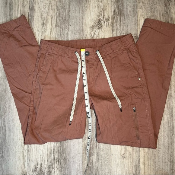 Vuori Women's Light Terracotta Relaxed Casual  Ripstop Pants 
Size Small - Picture 7 of 9